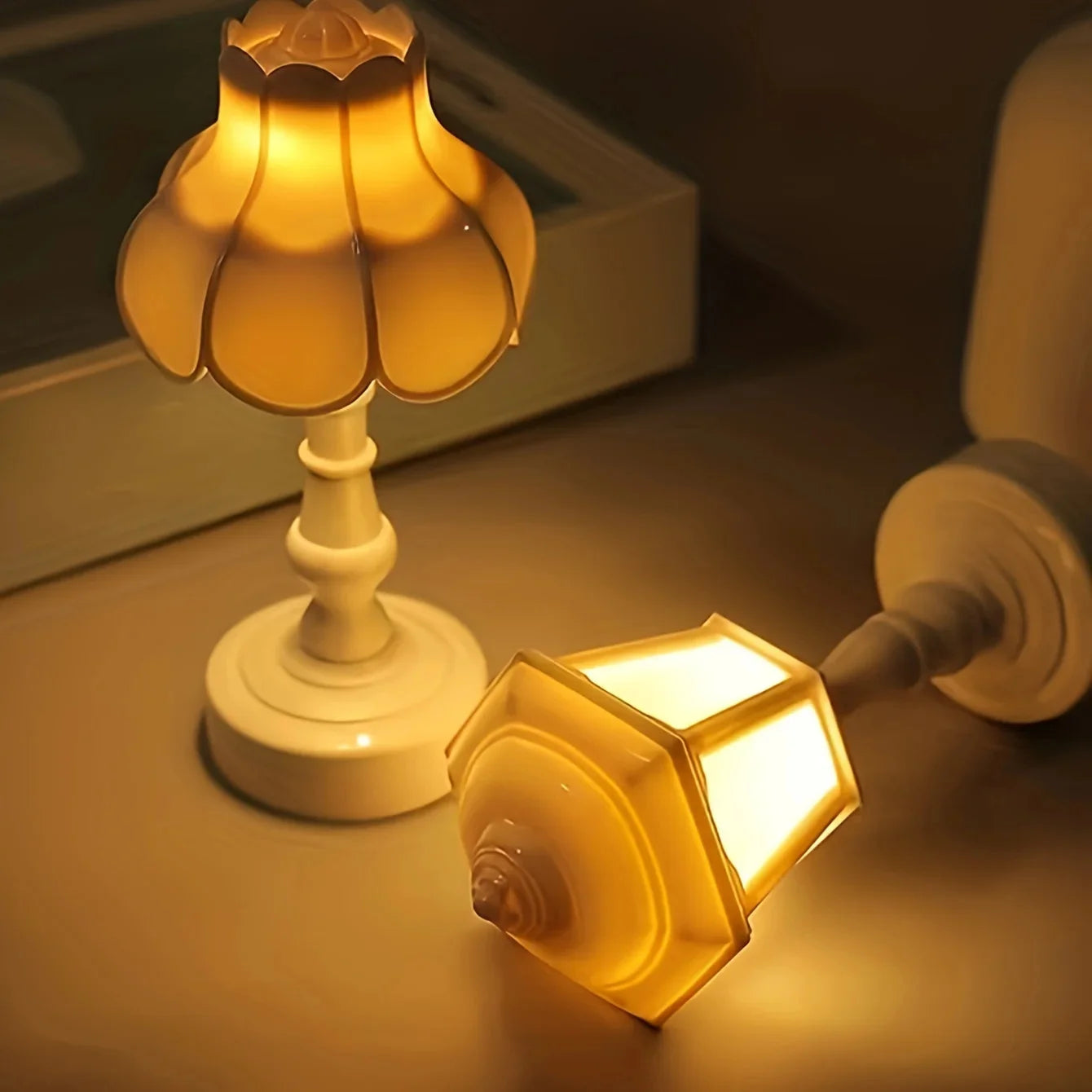 Geometric Flower Bud LED Touch Table Lamp | Cordless Night Light